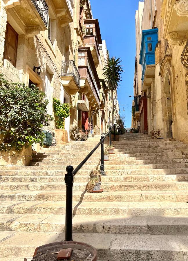 Modern Central 2Br Flat In Valletta By Arcobnb Exterior foto