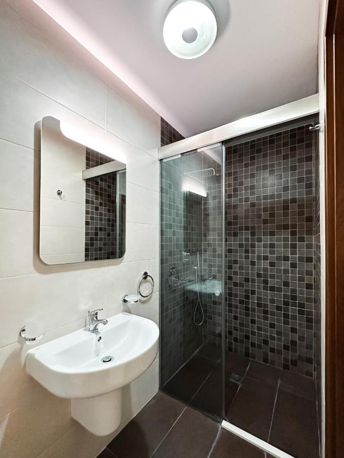 Modern Central 2Br Flat In Valletta By Arcobnb Exterior foto