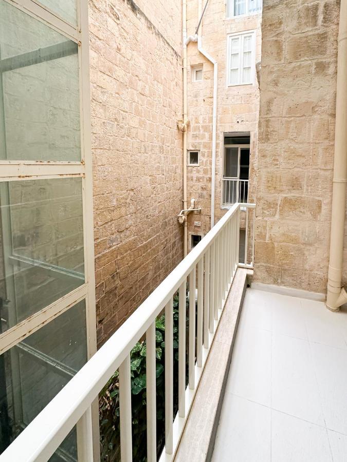 Modern Central 2Br Flat In Valletta By Arcobnb Exterior foto