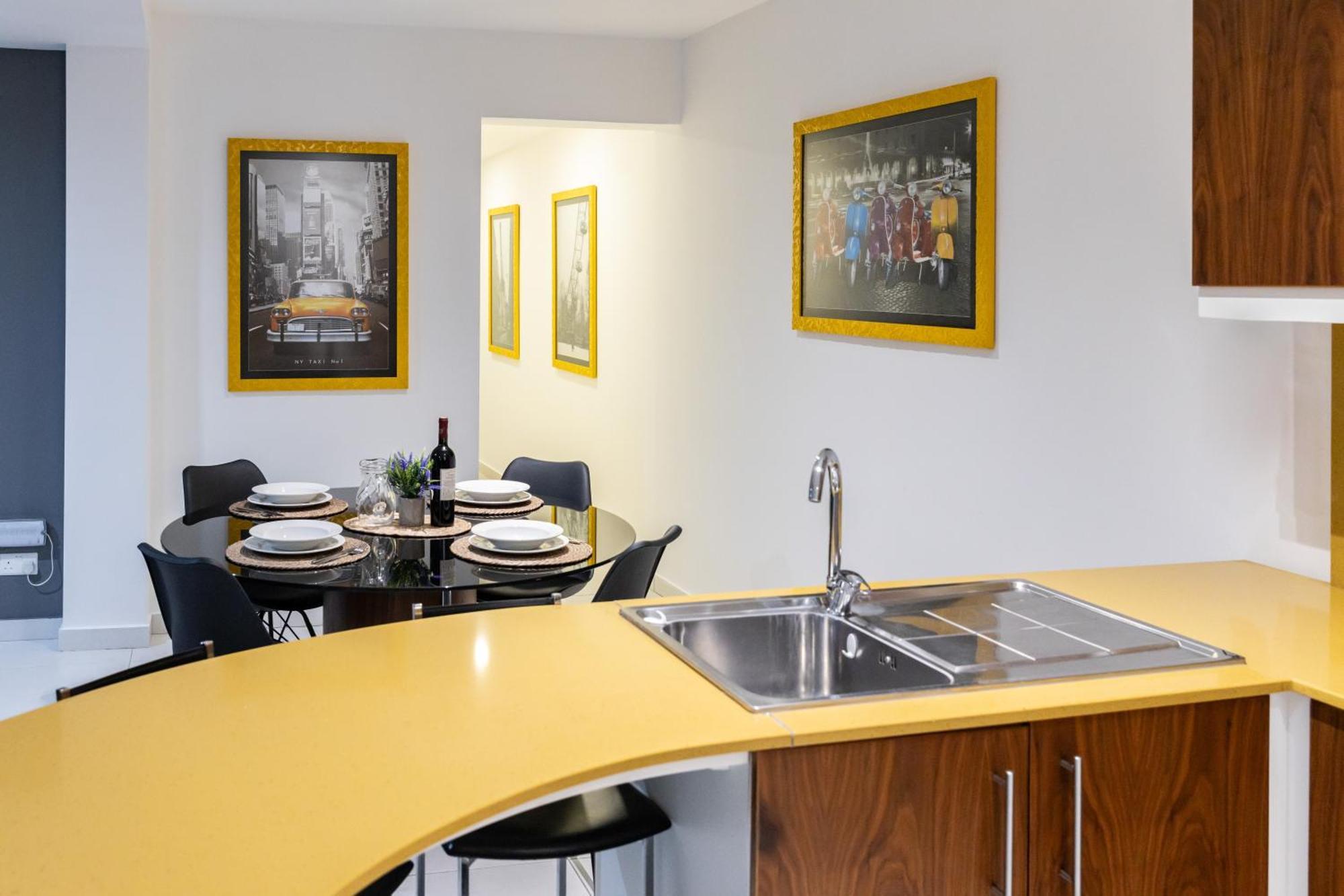 Modern Central 2Br Flat In Valletta By Arcobnb Exterior foto